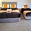 Mackenzie motels