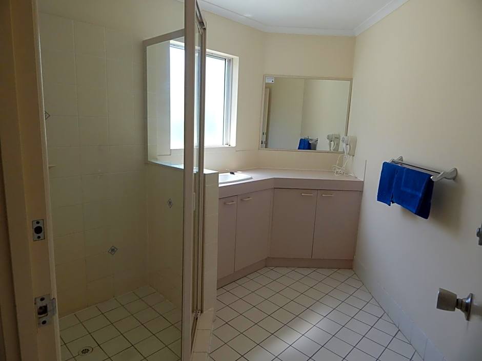 Tranquil Shores Holiday Apartment