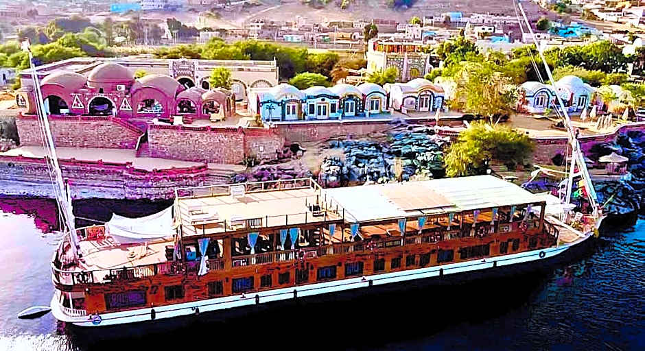 Artika Wadi Kiki Hotel