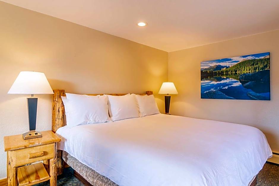 Discovery Lodge