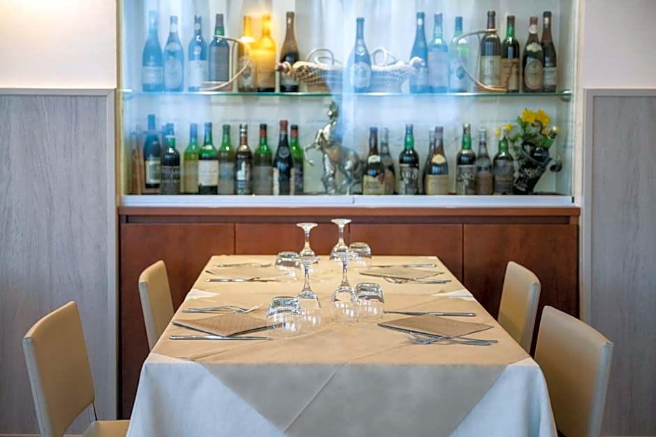 Hotel Mondial