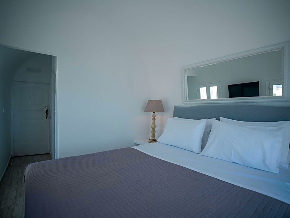Anemos Cave Suites