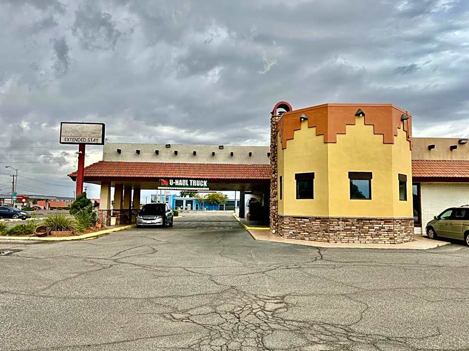 Brentwood Inn & Garden