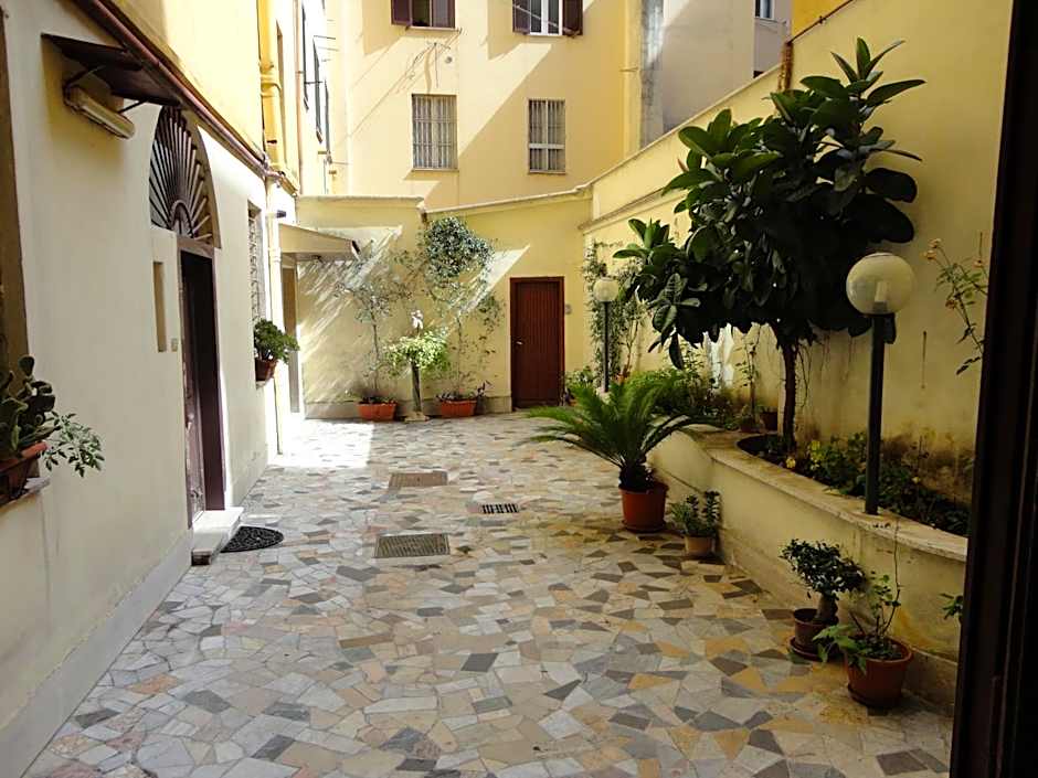 Città Eterna Guest House