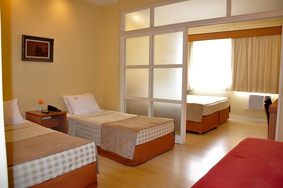 Hotel Rio Lancaster