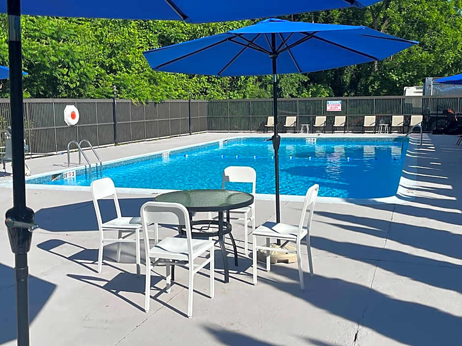 Comfort Inn & Suites Danbury-Bethel