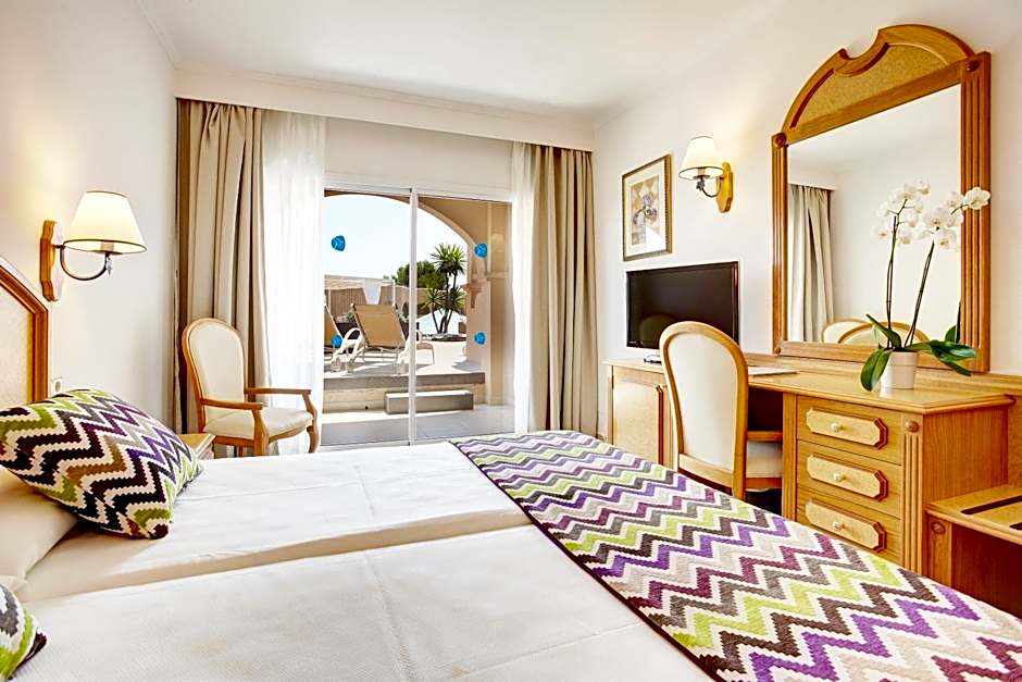 Grupotel Santa Eulària & Spa - Adults Only