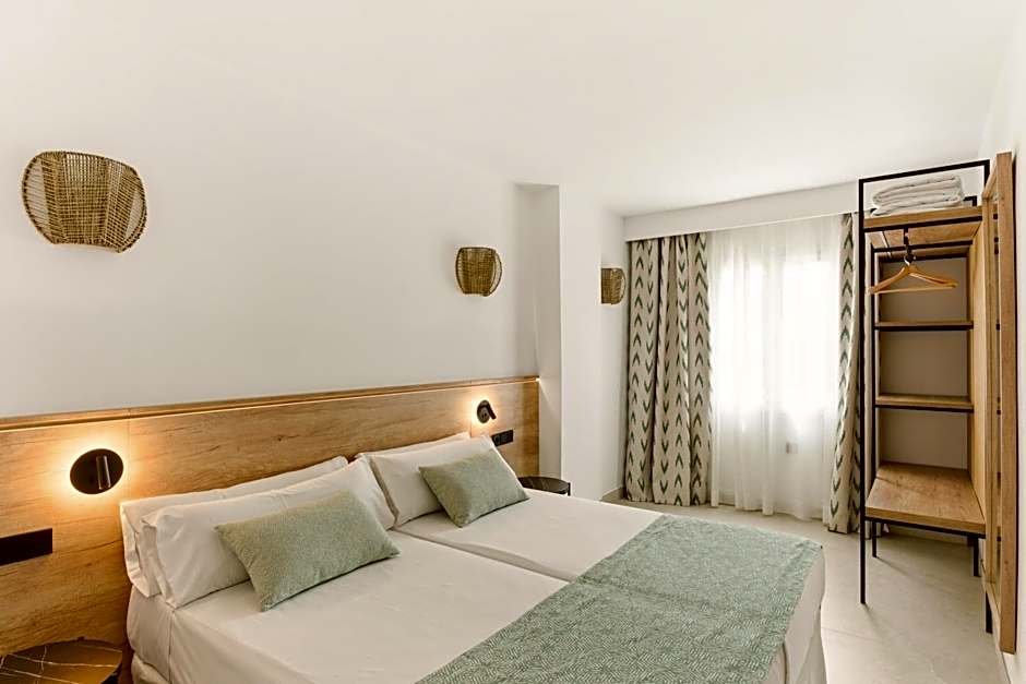 Aquasol Aparthotel