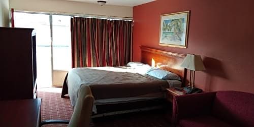 Suburban Studios Cookeville – Cookeville, TN
