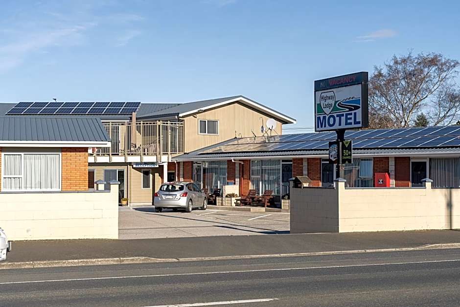 Highway Lodge Motel
