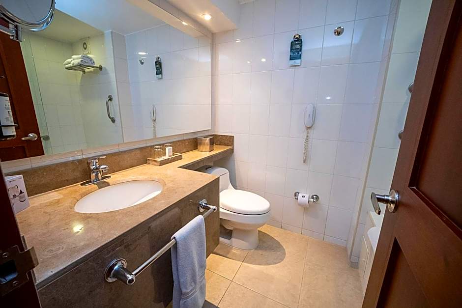 Hotel Estelar Suites Jones