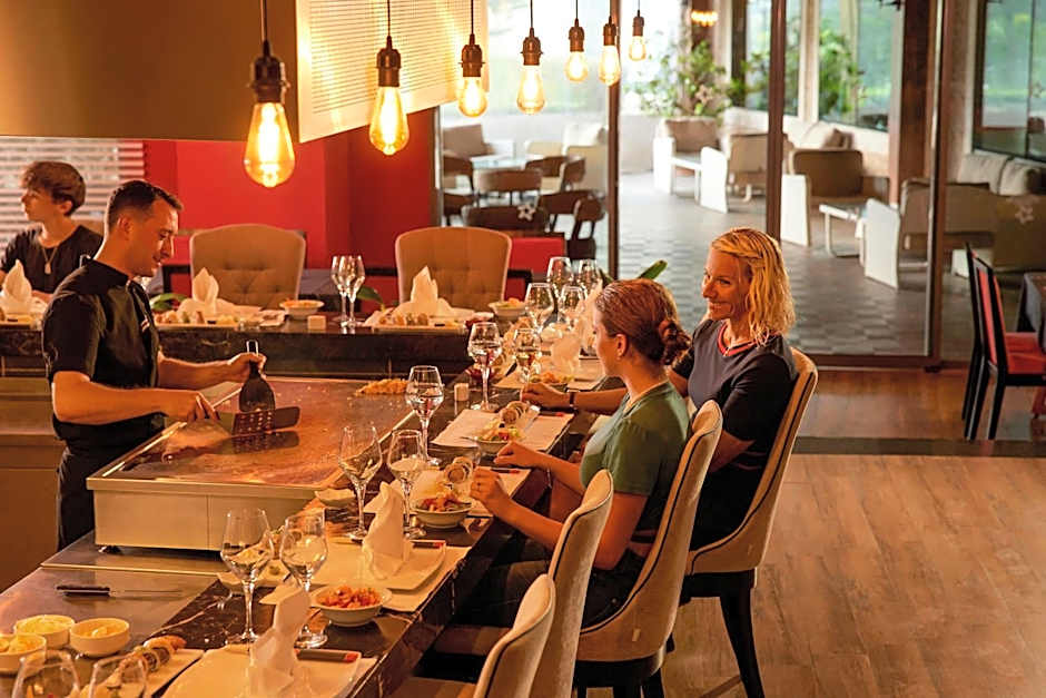 Tui Magic Life Jacaranda