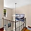 Canandaigua Lake Retreat with view and private beach access, foliage, hike, and Ski