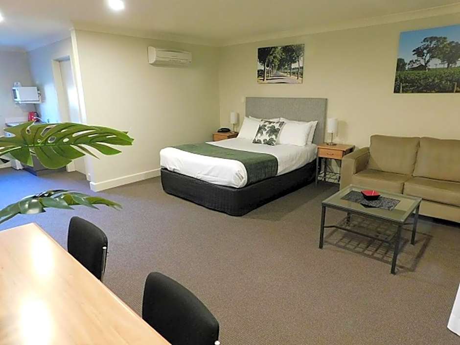 Alexander Cameron Suites
