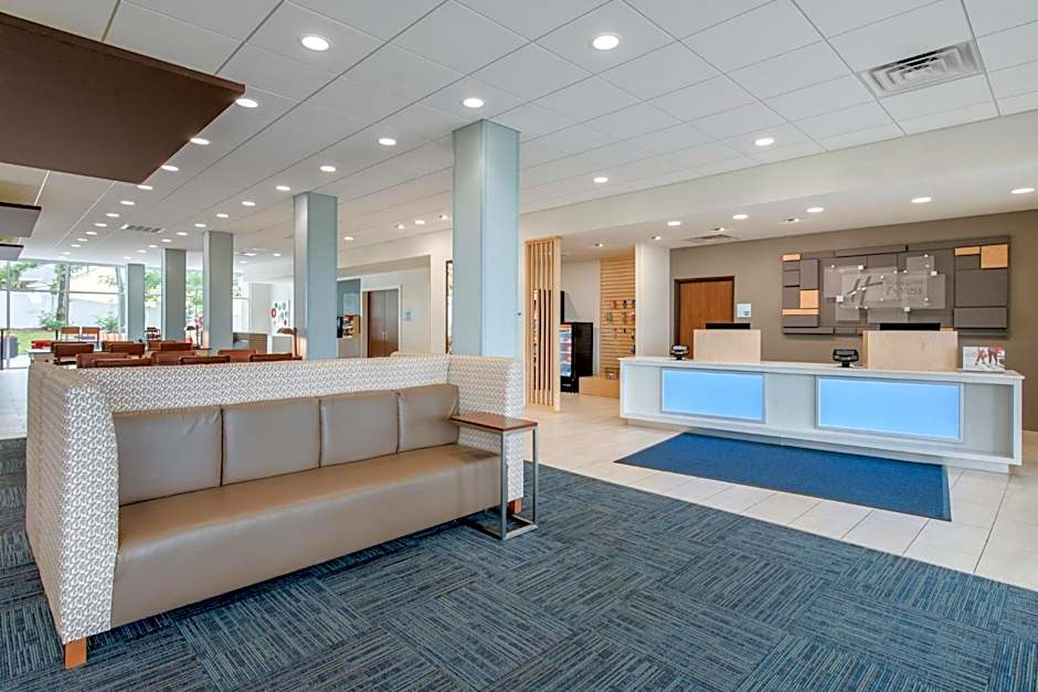 Holiday Inn Express & Suites - Wildwood - The Villages By IHG