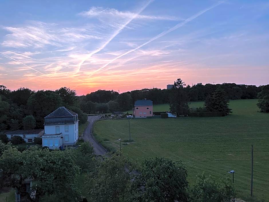 Good connection Airport & City