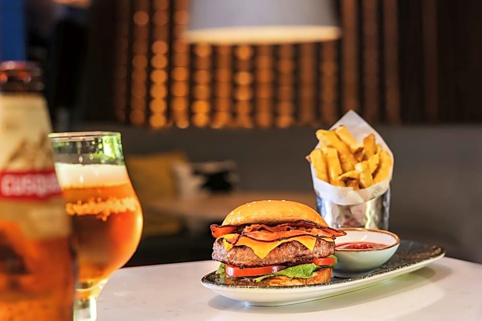 Courtyard by Marriott Lima Miraflores