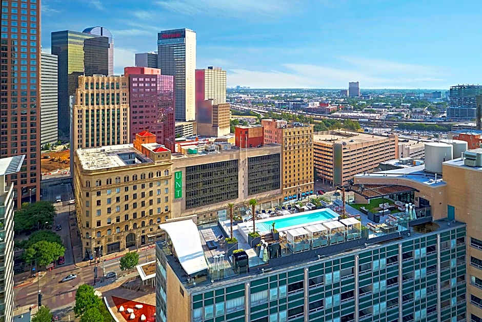 The Statler Dallas, Curio Collection By Hilton