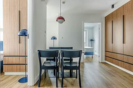 Large Studio with Balcony