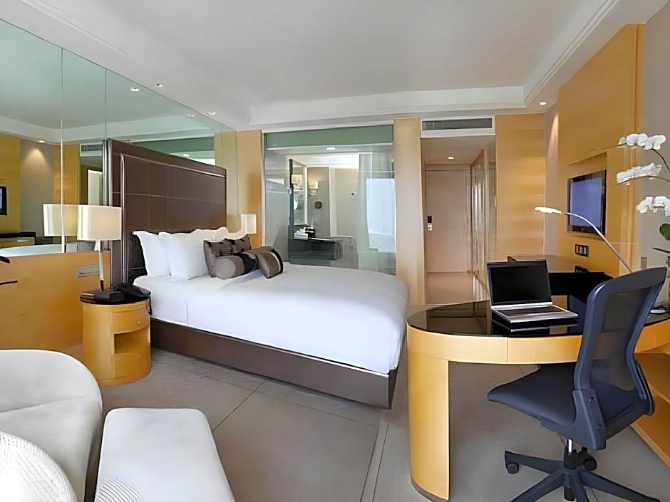 Dorsett Grand Subang Hotel