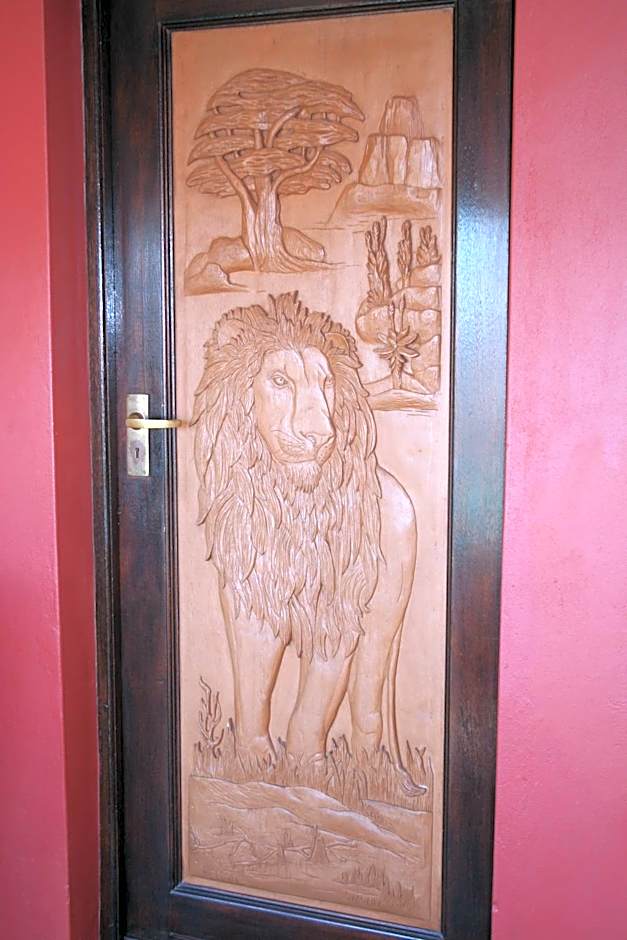 Dungbeetle River Lodge