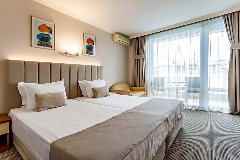 Selena Beach Family Hotel - All Inclusive Light