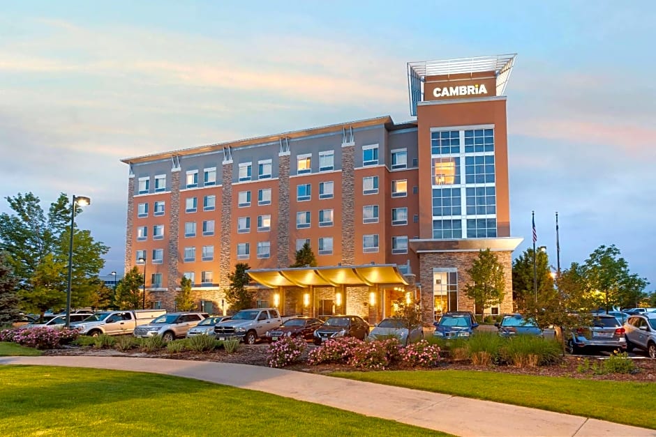 Cambria Hotel Denver International Airport