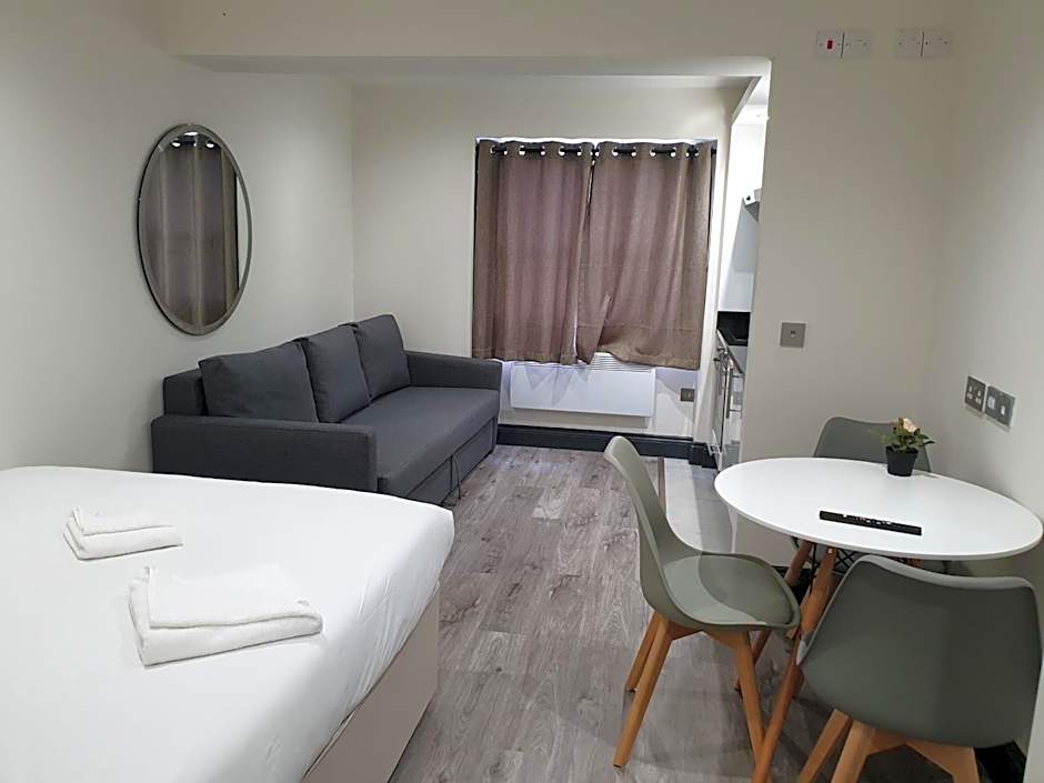 Hyde Park Superior Apartments