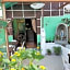 Balai Flordeliza Guest House & Garden Cafe