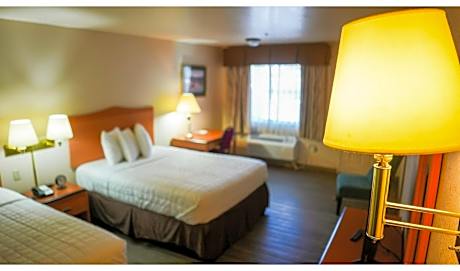 2 Queen Beds Non-Smoking