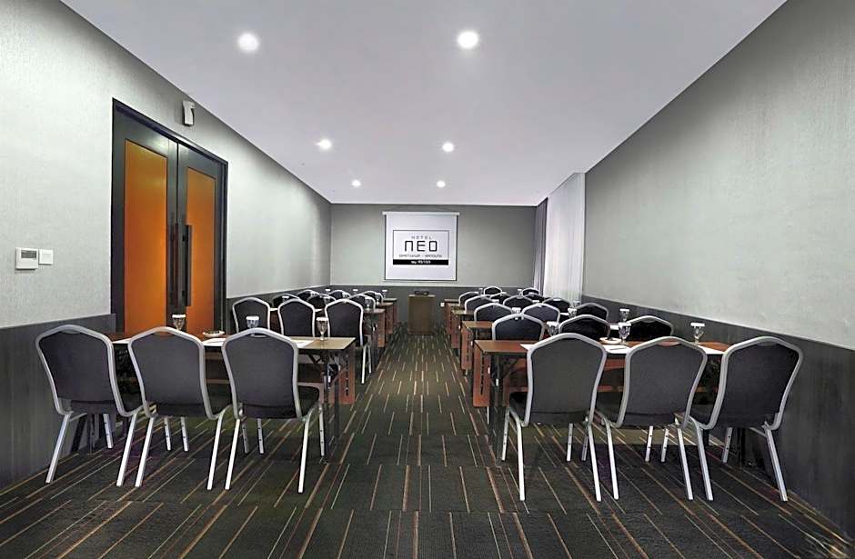 Hotel Neo Dipatiukur by ASTON