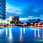 Holiday Inn Express & Suites Panama City Beach - Beachfront By IHG