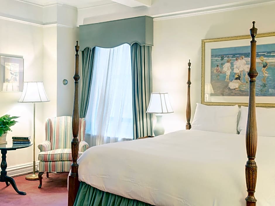 The Roger Smith Hotel