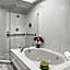 University Park Inn & Suites, an Ascend Collection Hotel