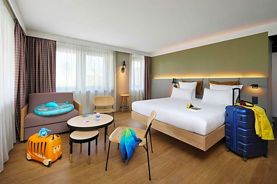 Moxy Annecy