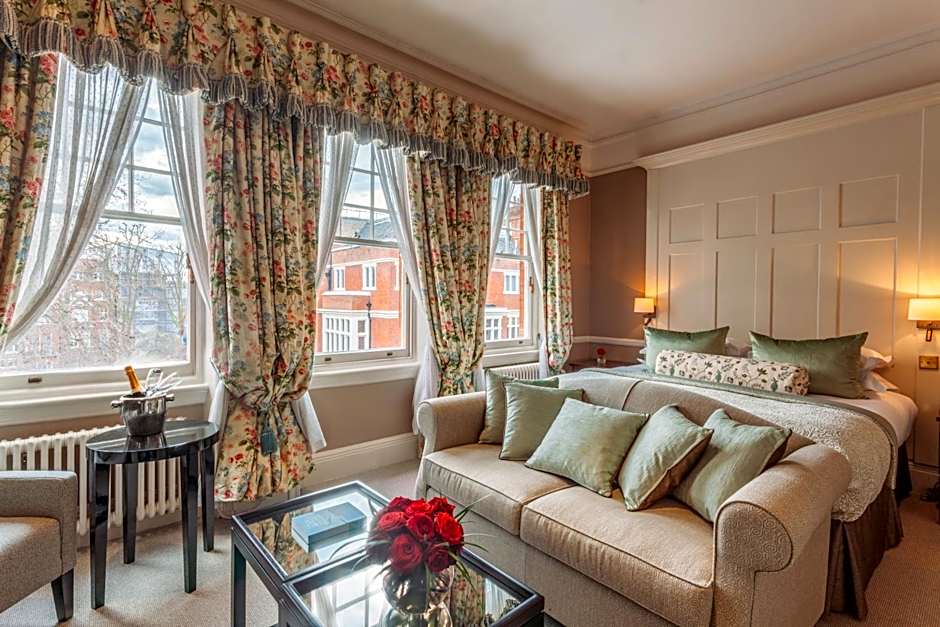 No.11 Cadogan Gardens