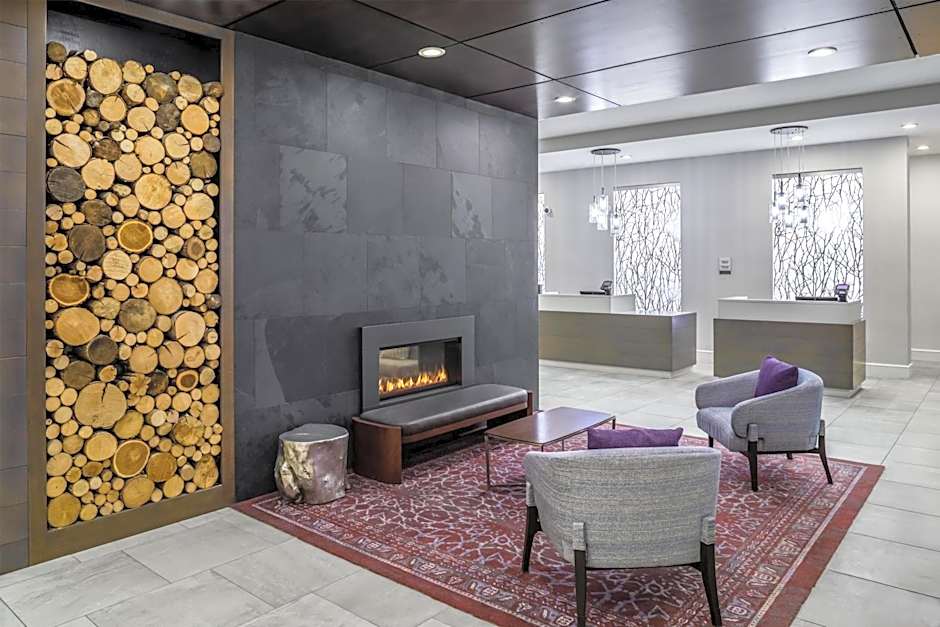 DoubleTree By Hilton Hotel Rochester