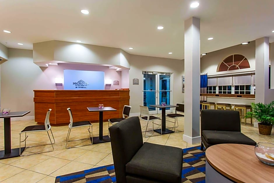 Microtel Inn & Suites By Wyndham Port Charlotte