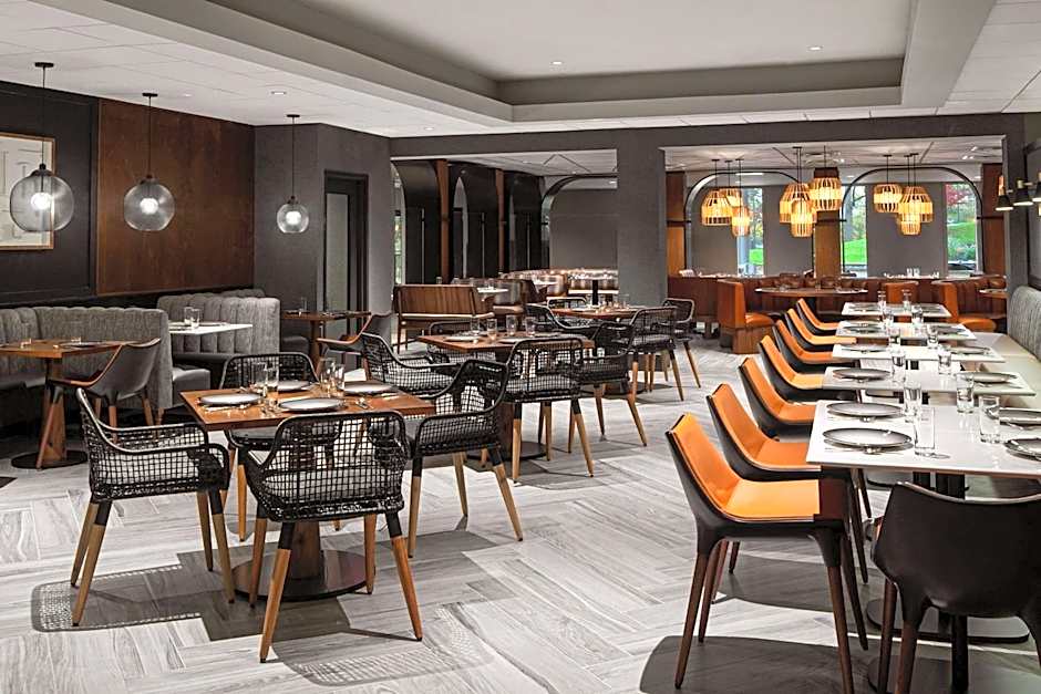 The Alloy King of Prussia - a DoubleTree by Hilton
