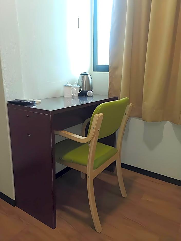 Hotel Holiday Kota Kinabalu