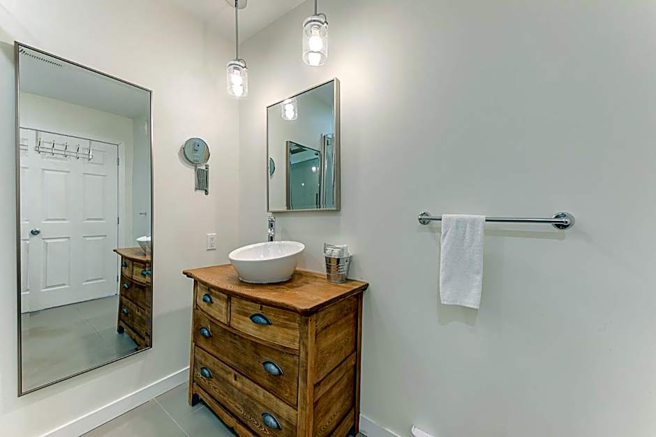 Le 555 Hébergements touristiques