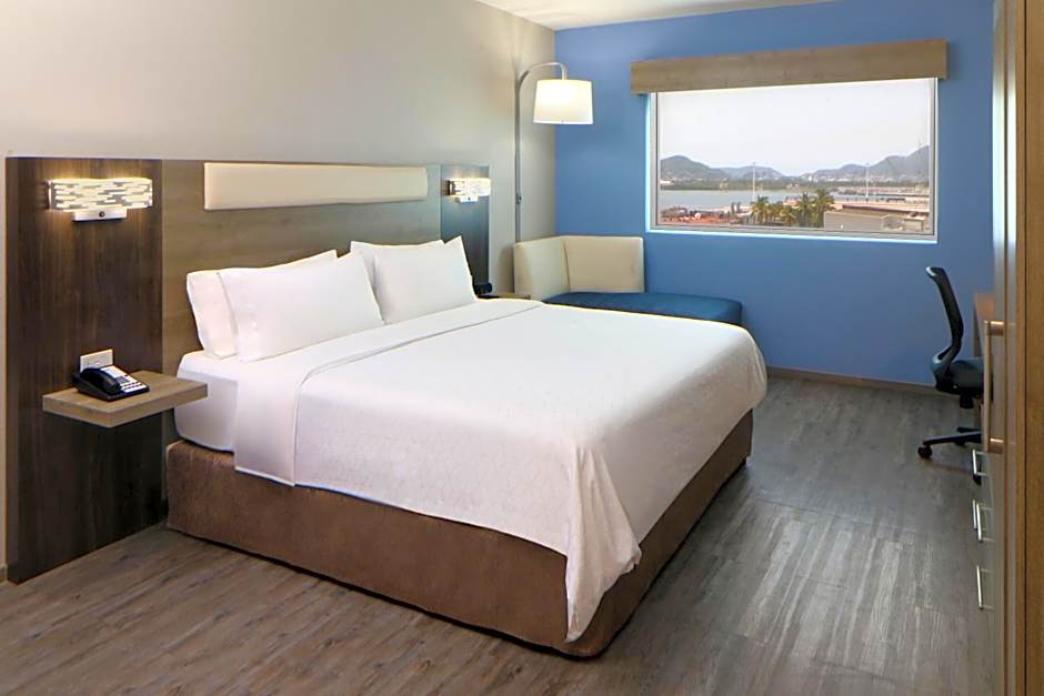 Holiday Inn Express Manzanillo By IHG