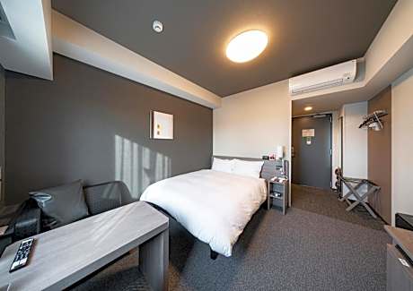 Double Room with Small Double Bed - Smoking - Heated Tobacco Only