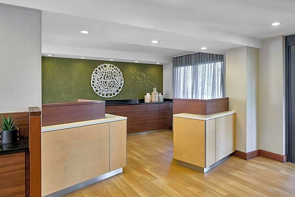 Fairfield Inn and Suites Rochester East
