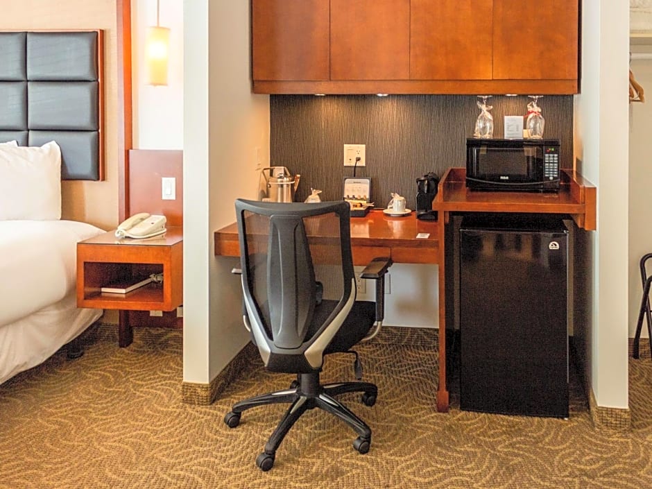 Hotel Penticton, Ascend Hotel Collection