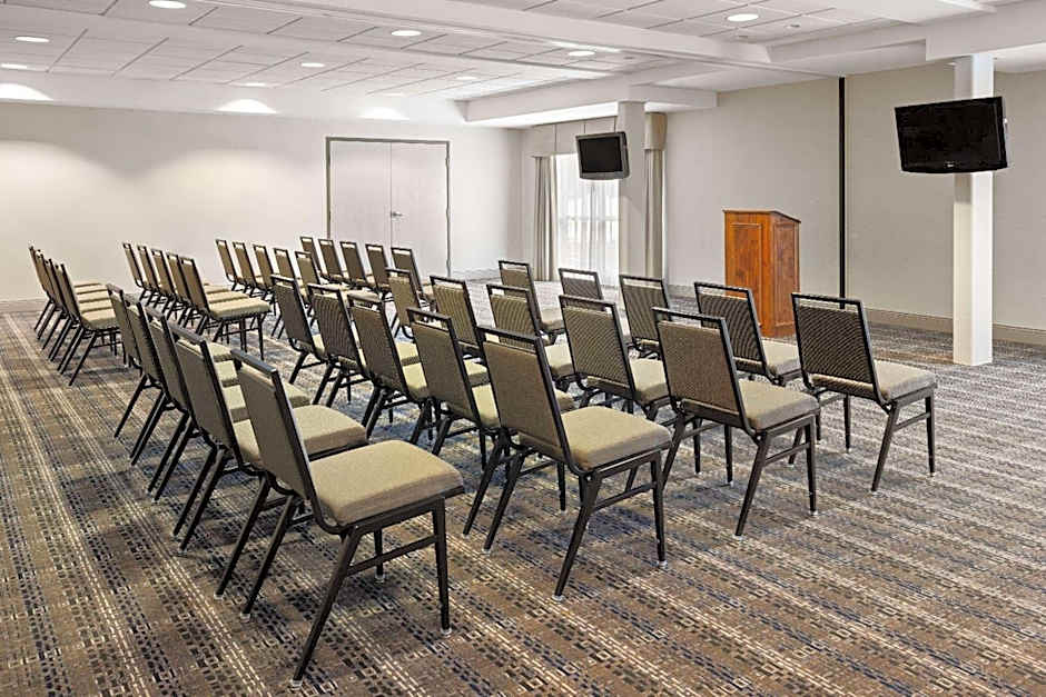 Days Inn by Wyndham Penn State