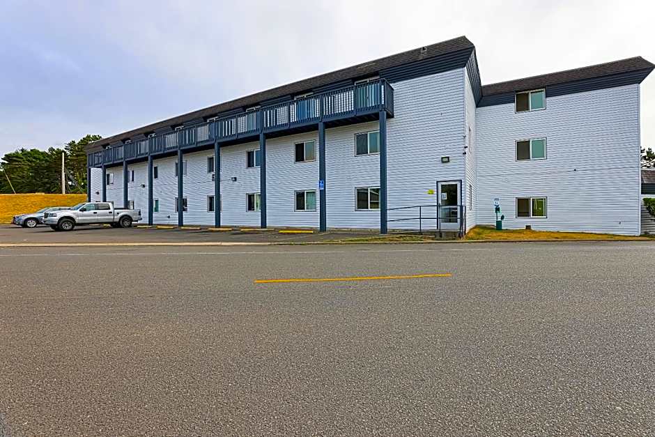 Coastal Inn by OYO Lincoln City - Oregon Coast Hwy