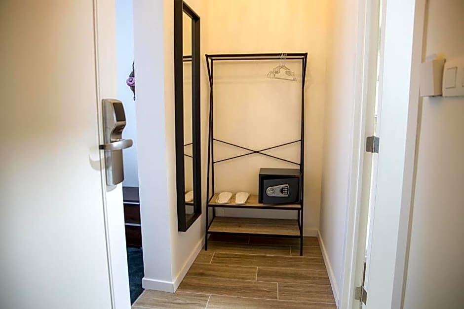 Photo 1 of 10 of Deluxe 2 Beds