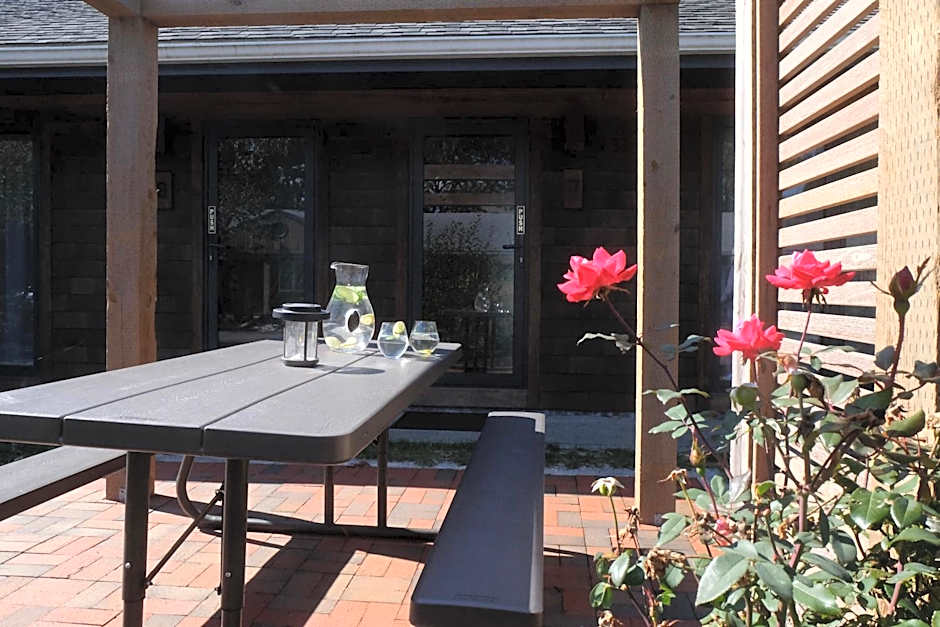 Cape Cod Veranda