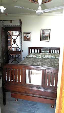 Superior Single Room